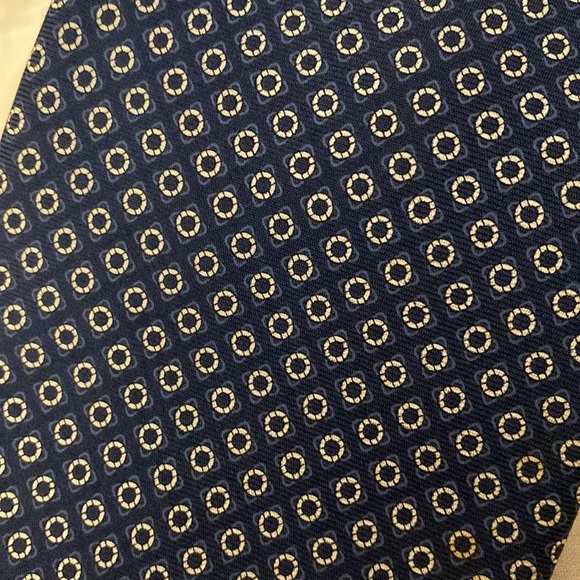 Brooks Brothers Blue Geometric Pattern Silk Tie - Picture 2 of 4